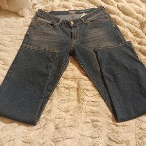 NWOT Women's Signature Levi Strauss Modern Straight Jeans, Stretch